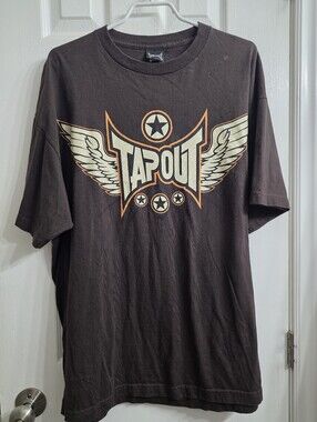 Vintage Tapout Brown Graphic T-Shirt – Size XXL – Y2K Grunge Streetwear